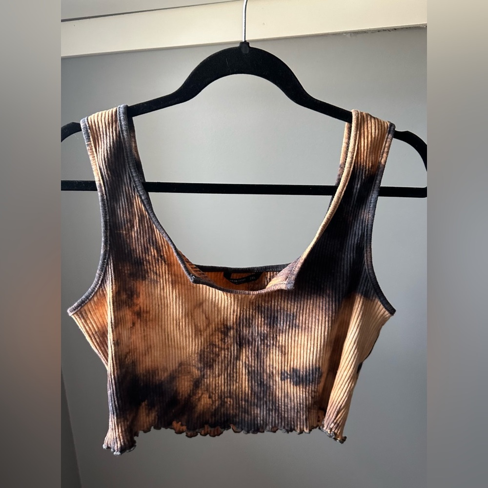 🖤🧡Acid Wash Crop Top - Size 2XL🧡🖤